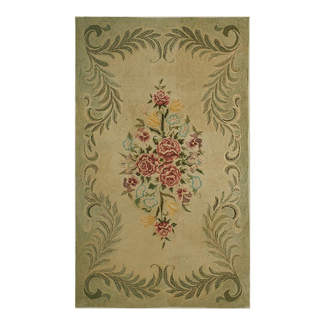1930s Beige Floral Medallion Hank Knotted Pile Antique American Hooked Rug 3'0" X 5'1" Wool Carpet For Sale