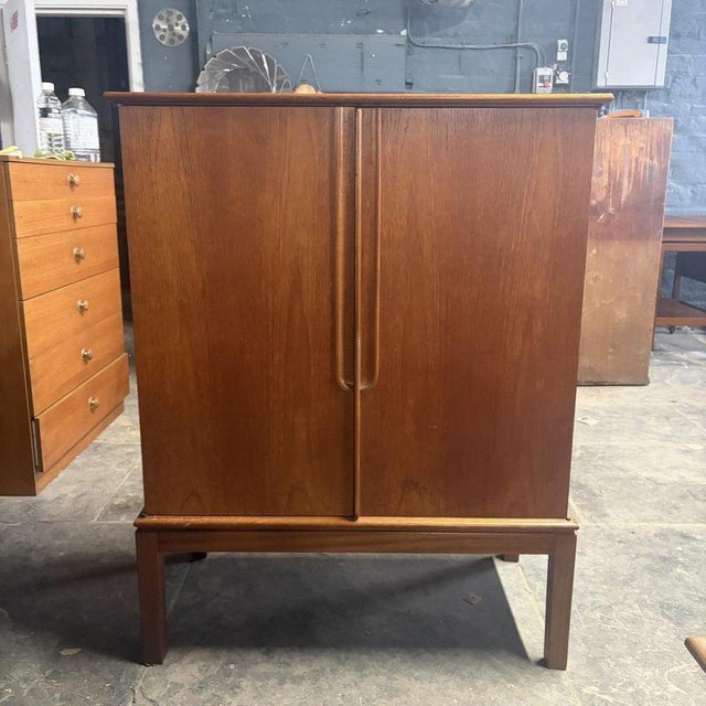 Mid-Century Modern Danish Teak Drinks Cabinet, 1960s For Sale - Image 4 of 11