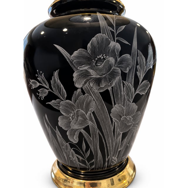 Chinoiserie Vintage 1980s Black Chinoiserie Ceramic Ginger Jar Table Lamp With Linen Shade For Sale - Image 3 of 6