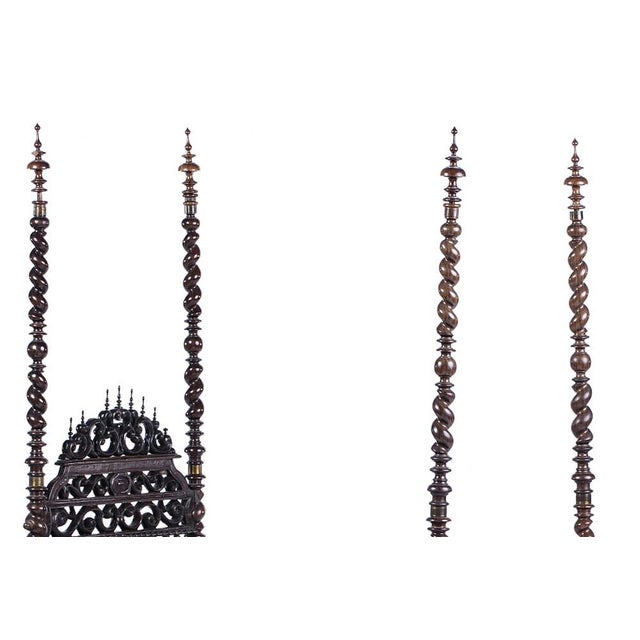 Canopy Bobbin Lace Cradle in Noble Wood, 1600s For Sale - Image 4 of 8