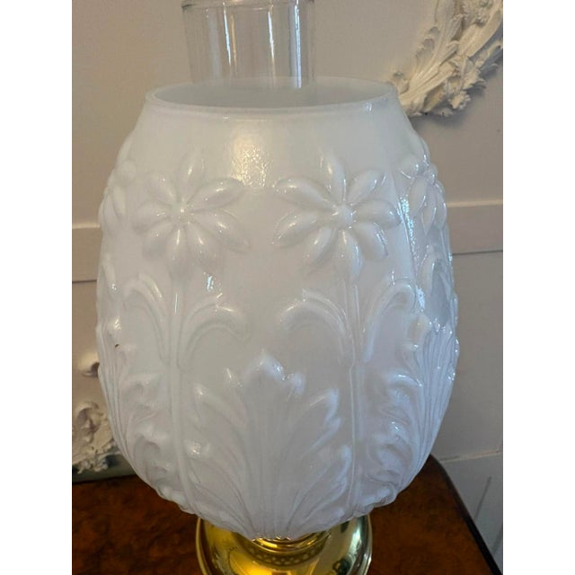 Antique Edwardian Brass Oil Lamps with Opaline Glass Shades, 1900, Set of 2 For Sale - Image 4 of 10