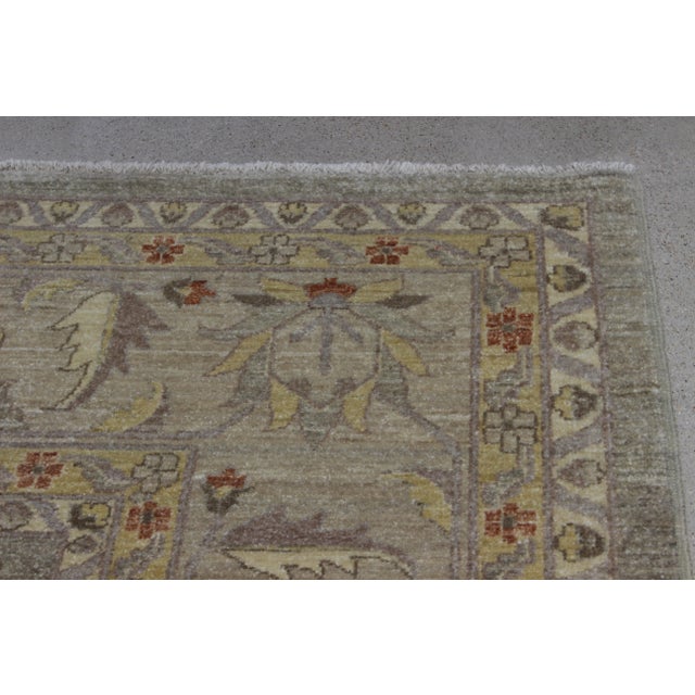 Traditional Late 20th Century Hand-Knotted Wool Pakistani Rug - 11′8″ × 17′5″ For Sale - Image 3 of 5
