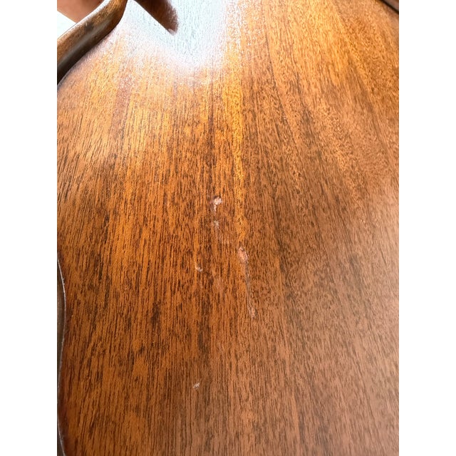 1970s Vintage George III–Style Mahogany Tripod End Table For Sale In Miami - Image 6 of 13