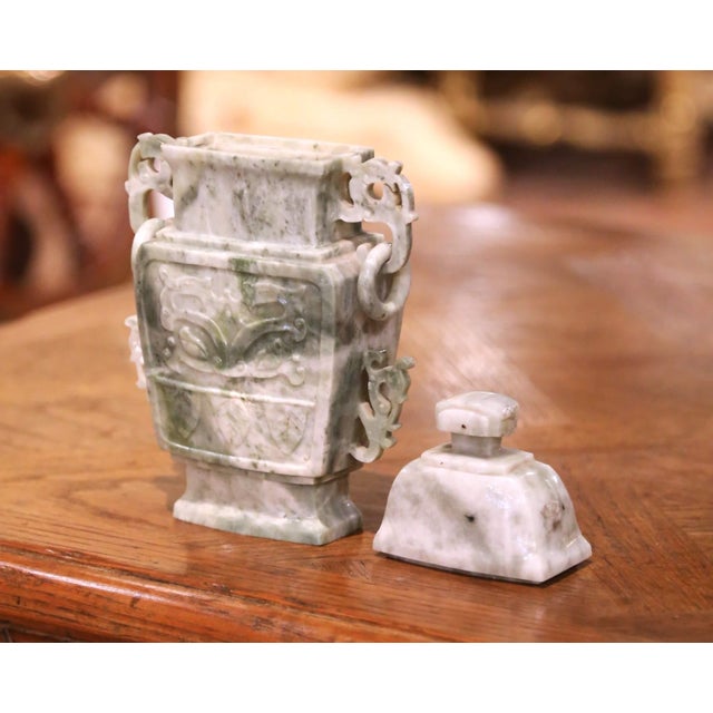 20th Century Chinese Carved Jade Covered Vase With Pierced Handles For Sale - Image 11 of 13
