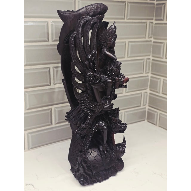 1930s Pre-War Balinese Modernist Macassar Ebony Vishnu Riding Garuda – Masterwork Exhibition Sculpture For Sale - Image 4 of 12