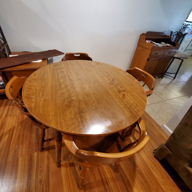 Ethan Allen Heirloom Nutmeg Maple Dining Room Set Chairish