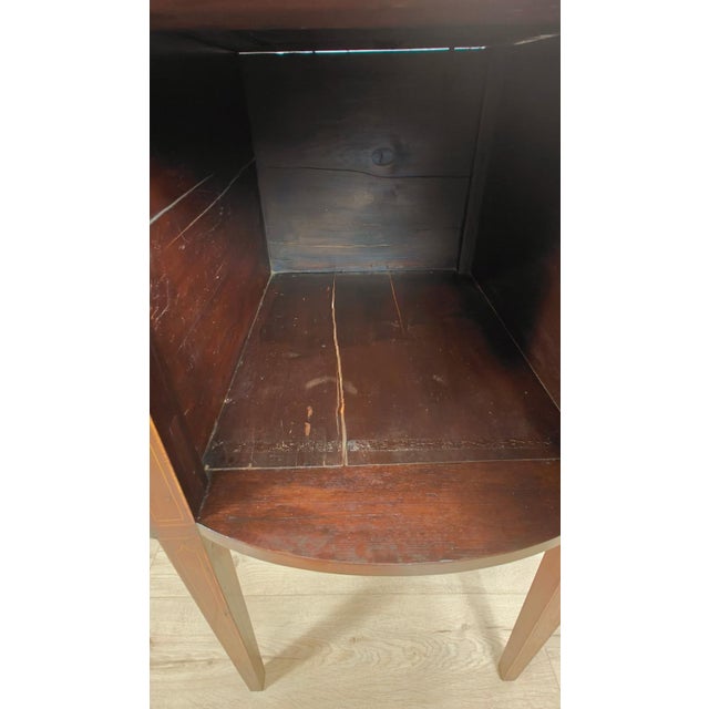 Antique English Georgian Sideboard in Mahogany, 1830 For Sale - Image 17 of 18