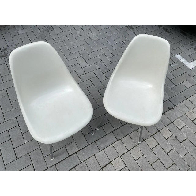 Vintage Chairs by Charles & Ray Eames for Herman Miller, 1960s, Set of 2 For Sale - Image 13 of 18