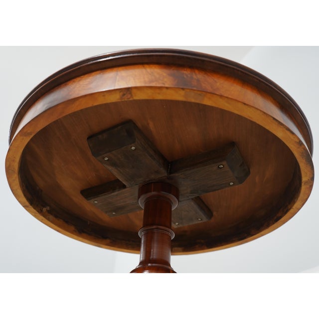 Vintage Italian Inlaid Walnut Round Lamp Table For Sale - Image 14 of 14
