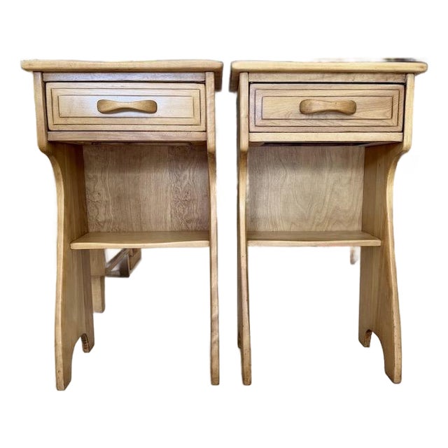 Pair of Cushman ‘Molly Stark’ Nightstands For Sale
