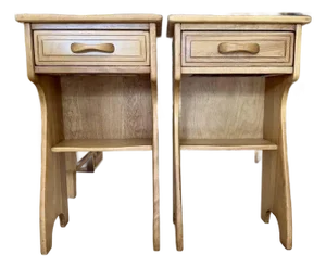 Pair of Cushman ‘Molly Stark’ Nightstands