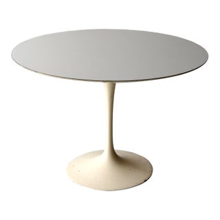 1950s Tulip Dining Table by Eero Saarinen for Knoll For Sale