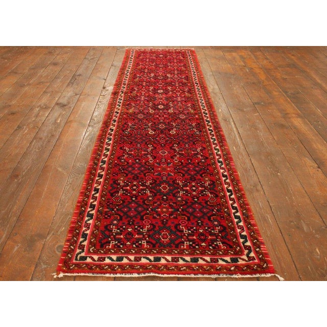 Red Middle Eastern Rug in Wool For Sale - Image 8 of 10