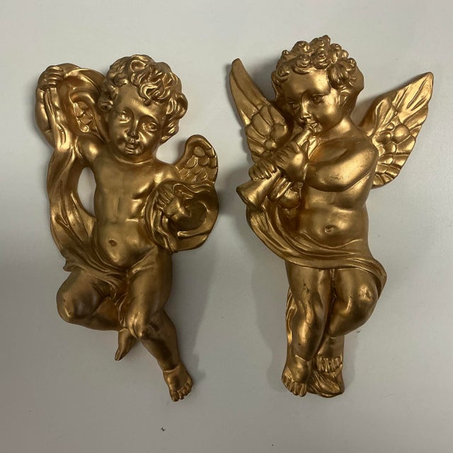1970s Vintage Boho Chic Hollywood Regency Italian Figural Wall Sculptural Cherubs - A Pair. For Sale - Image 10 of 10