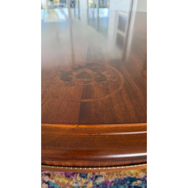 Metal Round Inlaid Pedestal Dining Table by La Maison Élégante Pour Les Meubles Français For Sale - Image 7 of 13