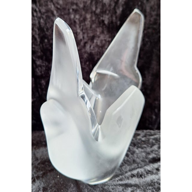 Figurative Vase Sylvie in Satin-Finished Crystal Glass by Lalique, 1960s For Sale - Image 4 of 8