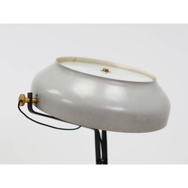 Metal Floor Lamp with Brass Accents by Osvar Torlasco for Lumi Milano, 1960s For Sale - Image 7 of 11