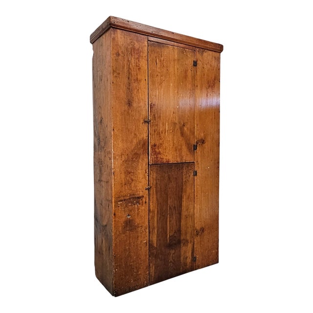 18th Century American Primitive Pine Cupboard With Original Surface For Sale