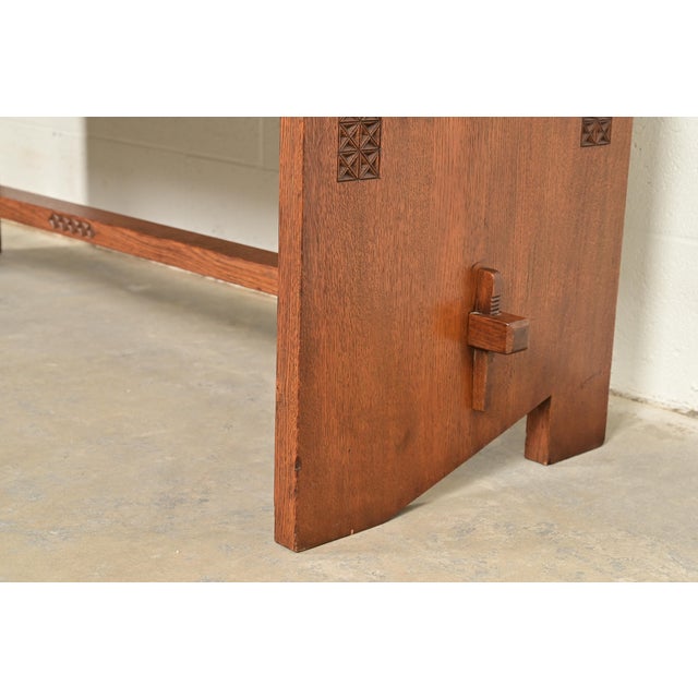 Frank Lloyd Wright Style Antique Mission Oak Arts & Crafts Pew or Bench, Circa 1900 For Sale In South Bend - Image 6 of 9