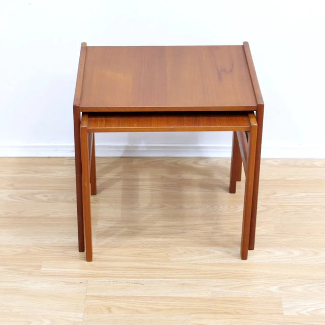 1960s Mid Century Set of Nesting Side Tables For Sale - Image 4 of 7