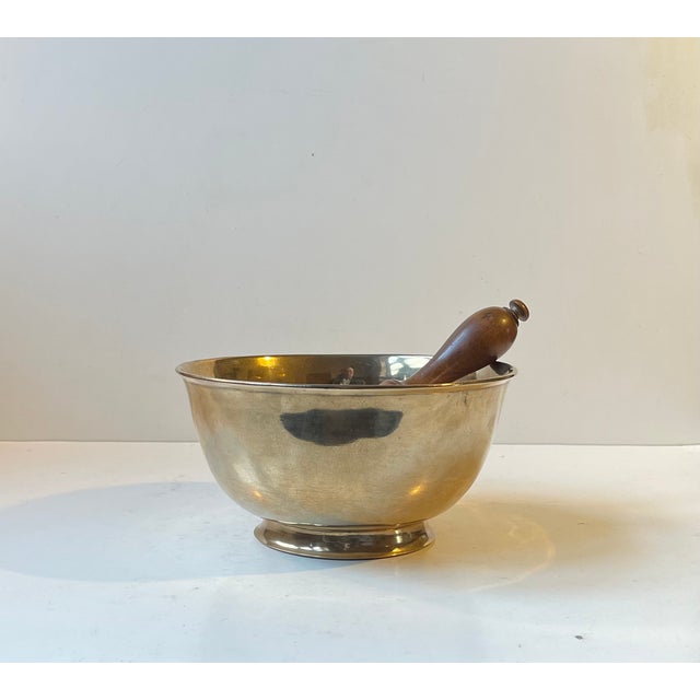 Vintage Bronze Yoga Meditation Singing Bowl with Striker, 1960s, Set of 2 For Sale - Image 4 of 9