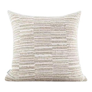 19-Inch Square Pillow With Three-Dimensional Line Jacquard For Sale