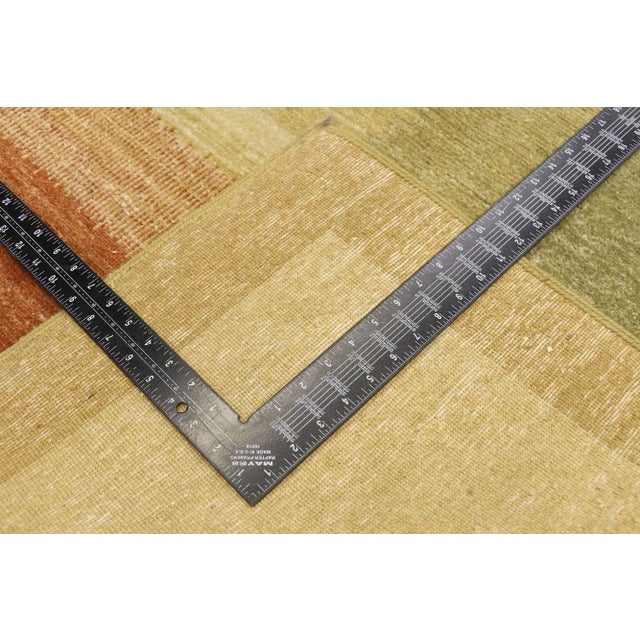 Late 20th Century Vintage Pakistani Rug - 04'00 X 06'02 For Sale - Image 5 of 9