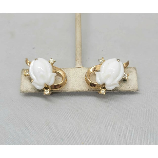 Vintage Signed Crown Trifari Goldtone White Acorn Tutti Frutti Clip Earrings - 2 Pieces For Sale In Philadelphia - Image 6 of 8