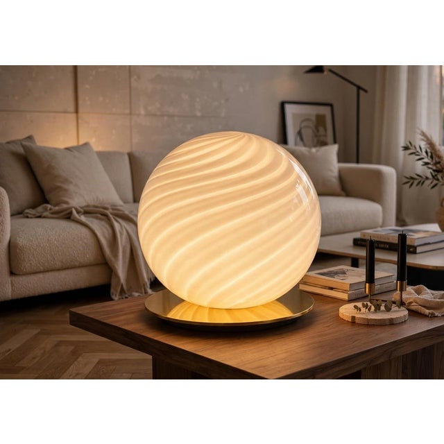Vintage Spherical Table Lamp, 1960s For Sale - Image 6 of 7