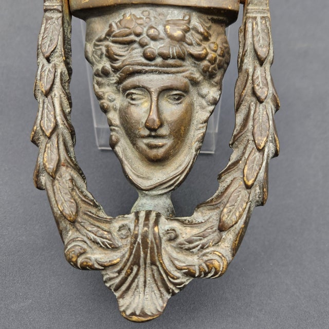 Empire Bronze Door Knocker, in Very Good conditions. Designed before 1890