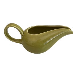 Example of Russel Wright Creamers