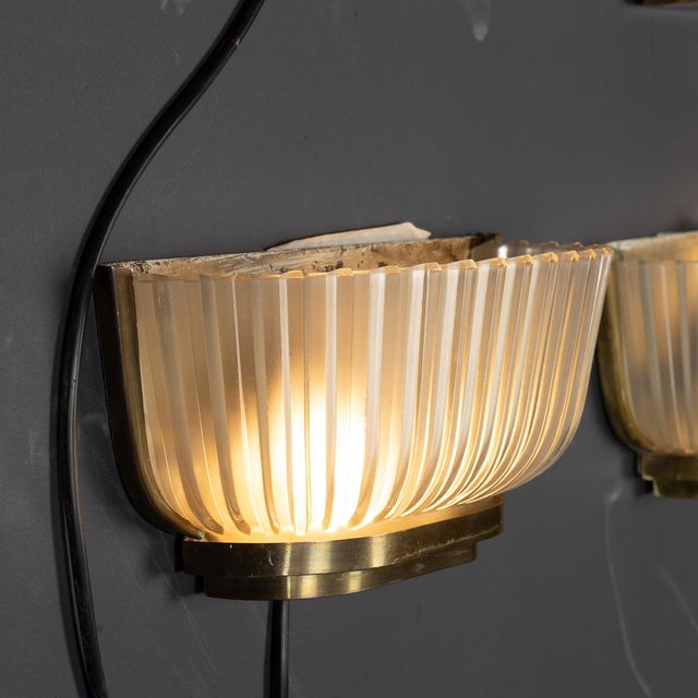 Opaque Murano Glass Wall Sconces by Archimede Seguso, 1940s, Set of 4 For Sale - Image 6 of 10