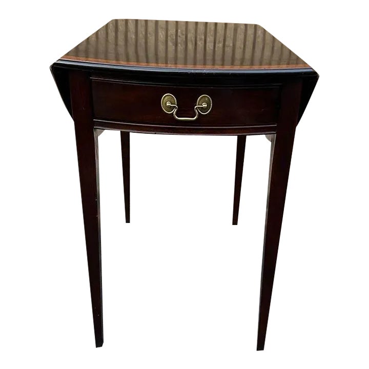 Late 20th Century Stickley Hepplewhite Style Cross Banded Drop
