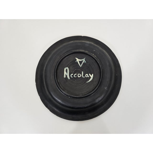 1970s Decorative Dish with Female Face by Le Tignard for Accolay, France, 1970s For Sale - Image 5 of 10