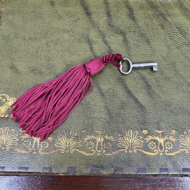 Antique 19th Cen. English Victorian Decoupage Campaign Lap Desk / Writing Slope For Sale - Image 12 of 18