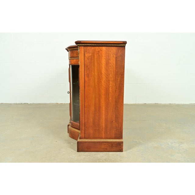 Henredon Grand Provenance Italian Neoclassical Walnut and Burl Wood Lighted Sideboard or Bar Cabinet For Sale - Image 12 of 14