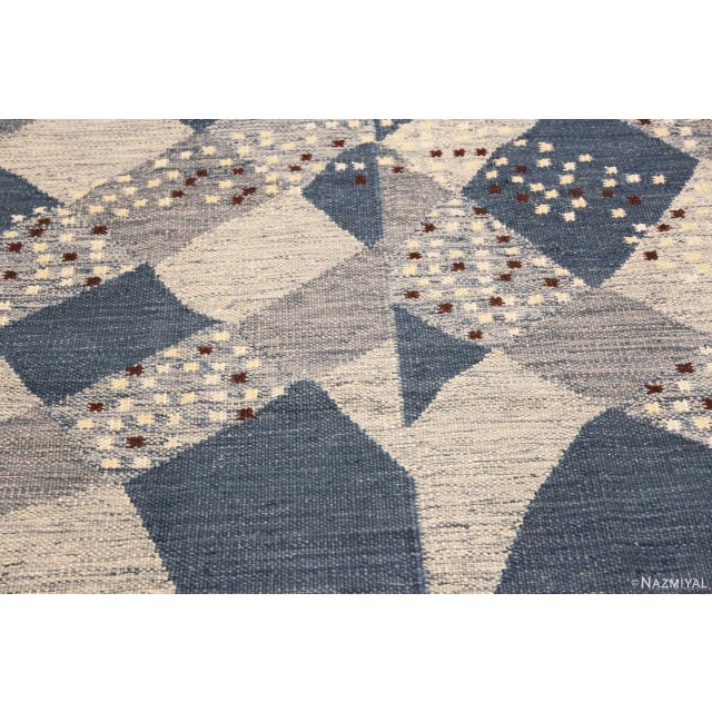 Mid-Century Modern Nazmiyal Collection Silk and Wool Swedish Inspired Kilim Rug For Sale - Image 3 of 6