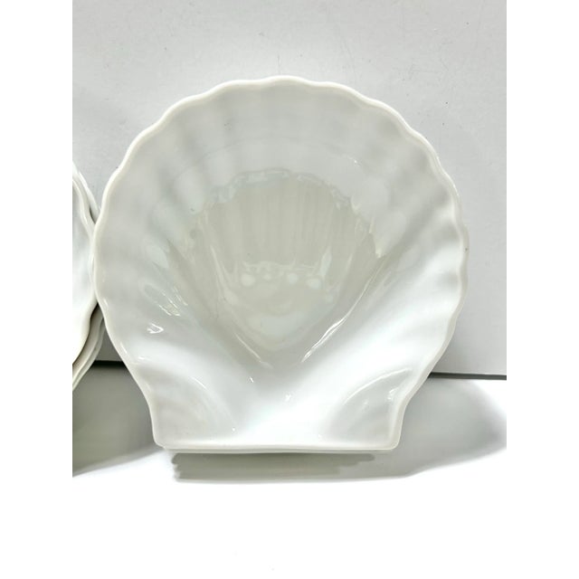 1980s White Porcelain Clam Shell Appetizer Plates – Coastal Set of 6 For Sale - Image 4 of 12
