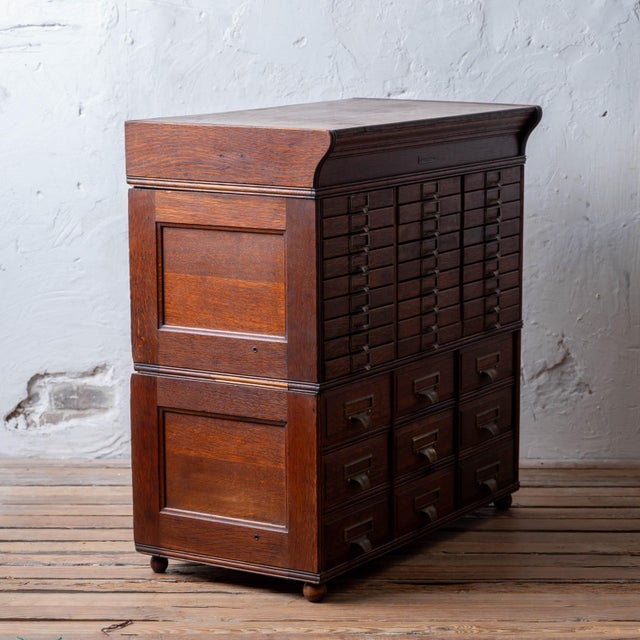 Yawman & Erbe Oak File Cabinet, c.1910 For Sale - Image 9 of 13