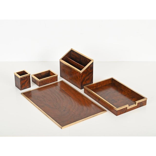 Brown Mid-Century Modern Desk Set in Burl and Brass by Tommaso Barbi, 1970s, Set of 5 For Sale - Image 8 of 18