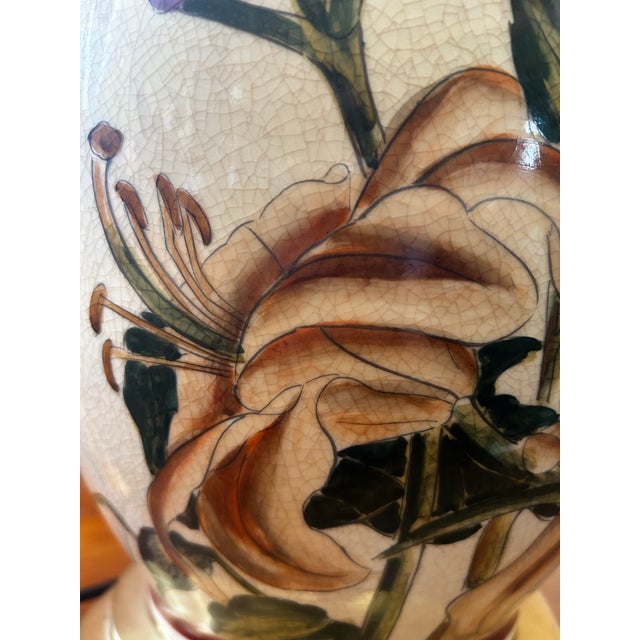 1980s Wildwood Large Floral Crackled Hand Painted Ceramic Table Lamp For Sale In Cincinnati - Image 6 of 12