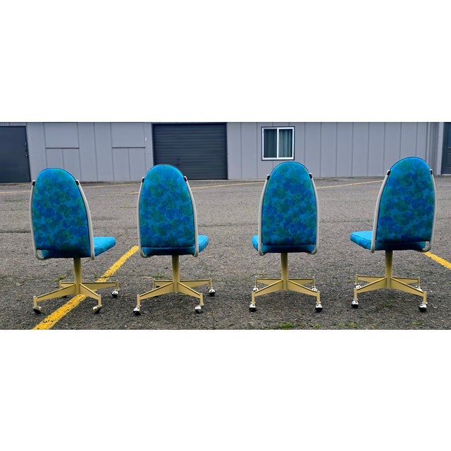 Mid-Century Modern 1970s Mid-Century Modern Dining Table Chairs For Sale - Image 3 of 9