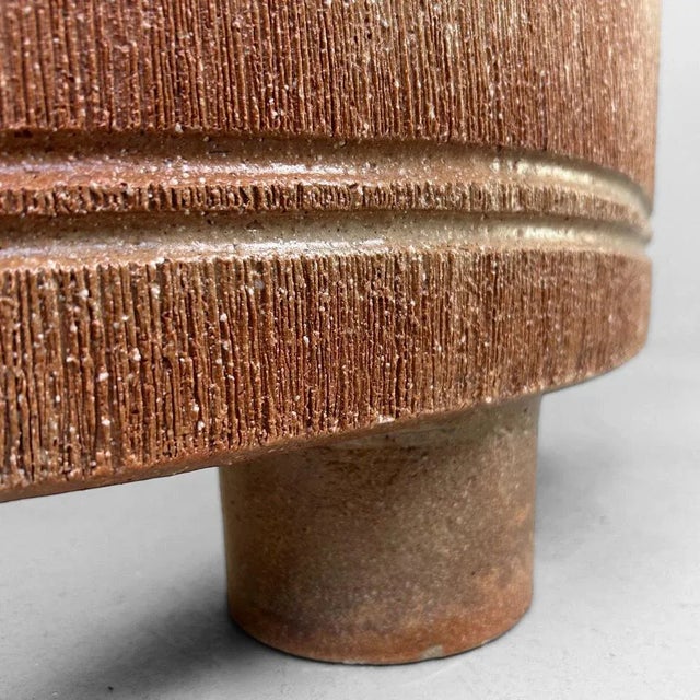 Mid-Century Modern Japanese Modernist Ceramic Ikebana Vase, 1960s For Sale - Image 3 of 18