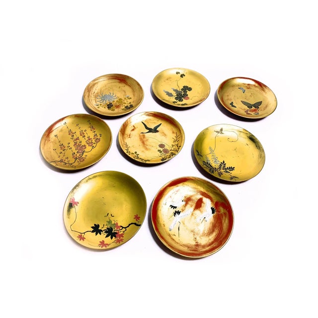 Vintage Mid Century Set of 8 Japanese Hand Painted Lacquered Plates For Sale - Image 4 of 4