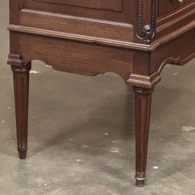 19th Century French Louis XVI Mahogany Onyx Top Commode For Sale - Image 18 of 18