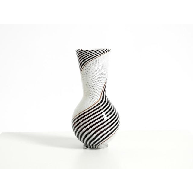 Mid-Century Modern Mid-Century Italian Murano Glass Vase by Dino Martens for Aureliano Toso, 1950s For Sale - Image 3 of 18