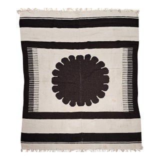 Vintage Southwestern Kilim Rug, Flat-Woven Medallion Pattern, Ivory & Brown, 5’ X 7’ For Sale