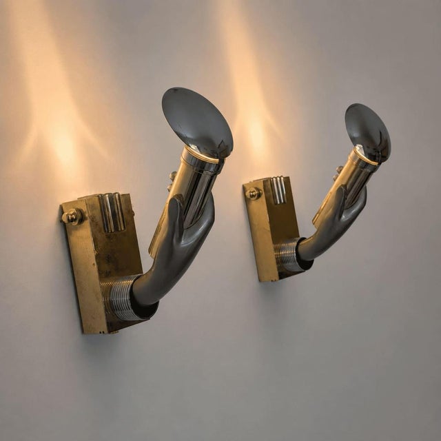 Italian Gothic Style Hand-Shaped Wall Sconces in Brass and Metal by Gio Ponti, 1970s, Set of 2 For Sale - Image 5 of 16