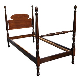 1920s Foote-Reynold Co. Mahogany and Walnut Semi-Poster Single Size Bedstead For Sale