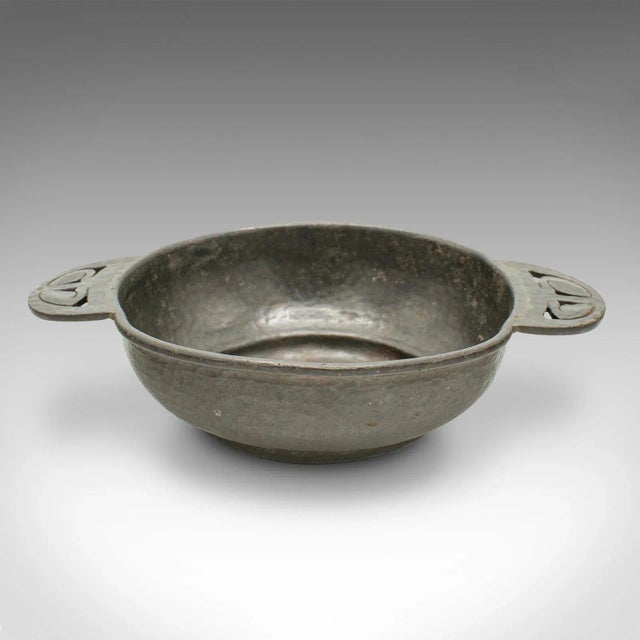 Traditional 1900s Edwardian Small Antique Salter, English, Tudric Pewter, Dish, Liberty of London For Sale - Image 3 of 9
